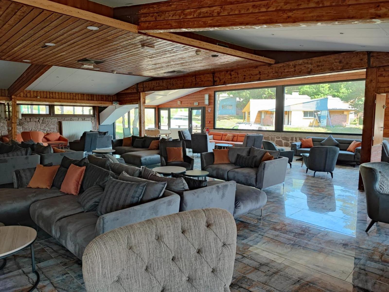 Hotel Parc Les Cigognes Albé Εξωτερικό φωτογραφία