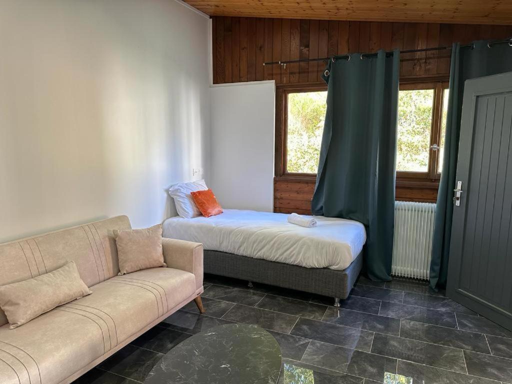 Hotel Parc Les Cigognes Albé Εξωτερικό φωτογραφία